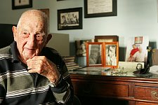 Alberto Granado is a friend of Ernesto Che Gevara, with whom he travelled around Latin America. After the death of Ernesto Alberto Gdanado devoted all his life to travelling all over the world giving letures about Che. Even now that he is an old man he doesn't give up this activity. Habana, Cuba, Thursday, March 8, 2007.