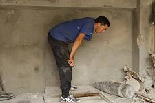 An unexploded heavy-caliber shell in a dwelling-house in Tshinvali, Monday August 11, 2008. 